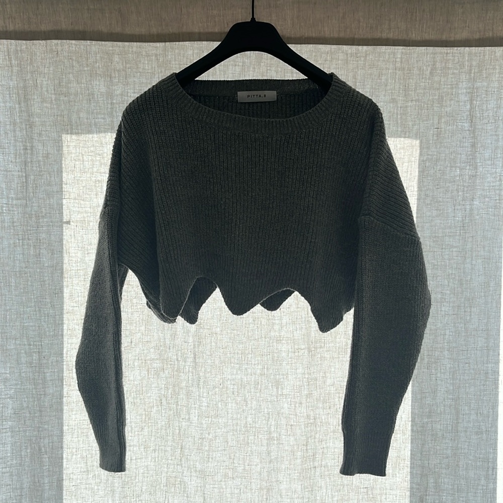 Anthropologie cropped sweater